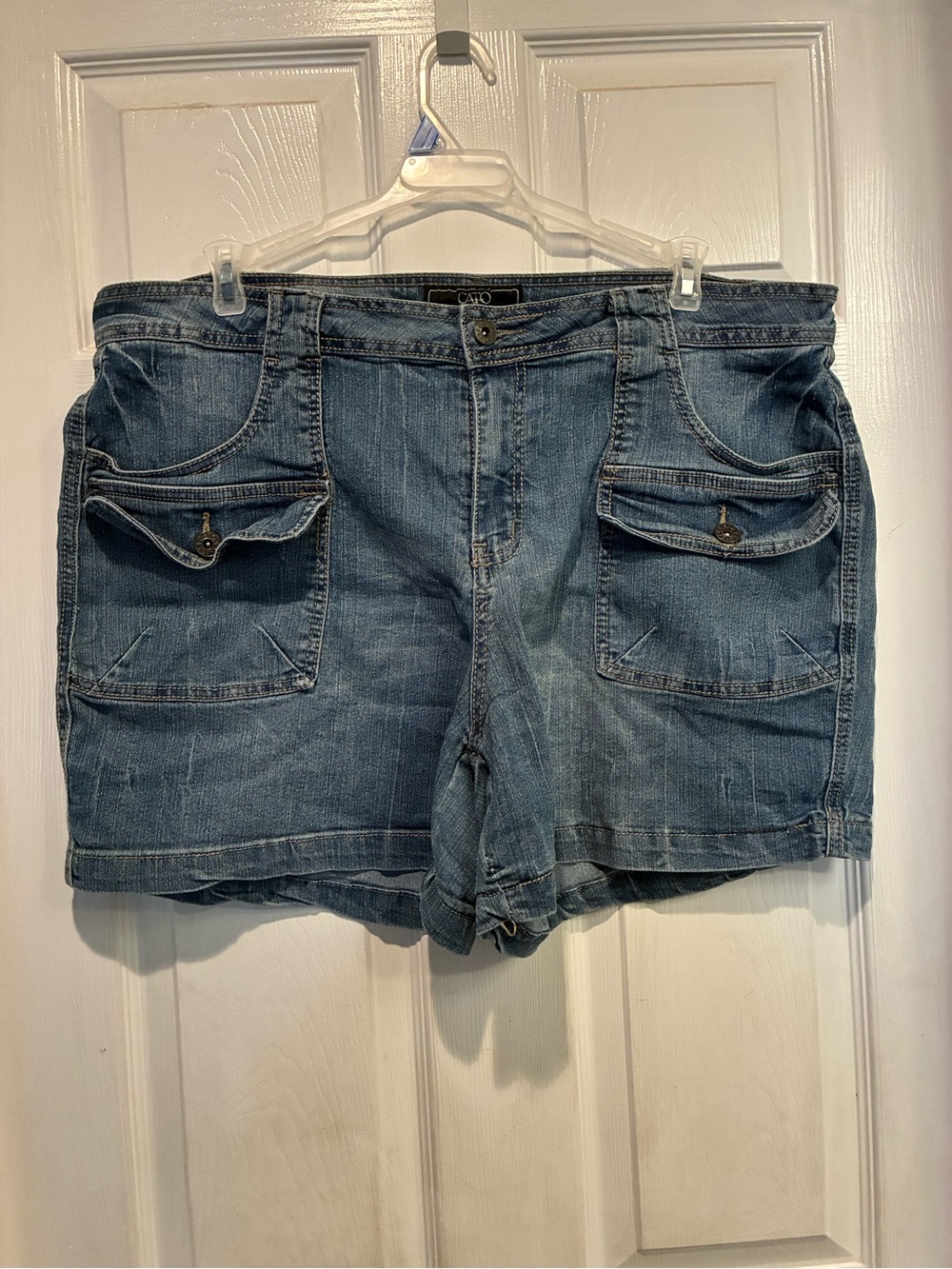 Cato Women's Denim Cargo Shorts in Blue Wash